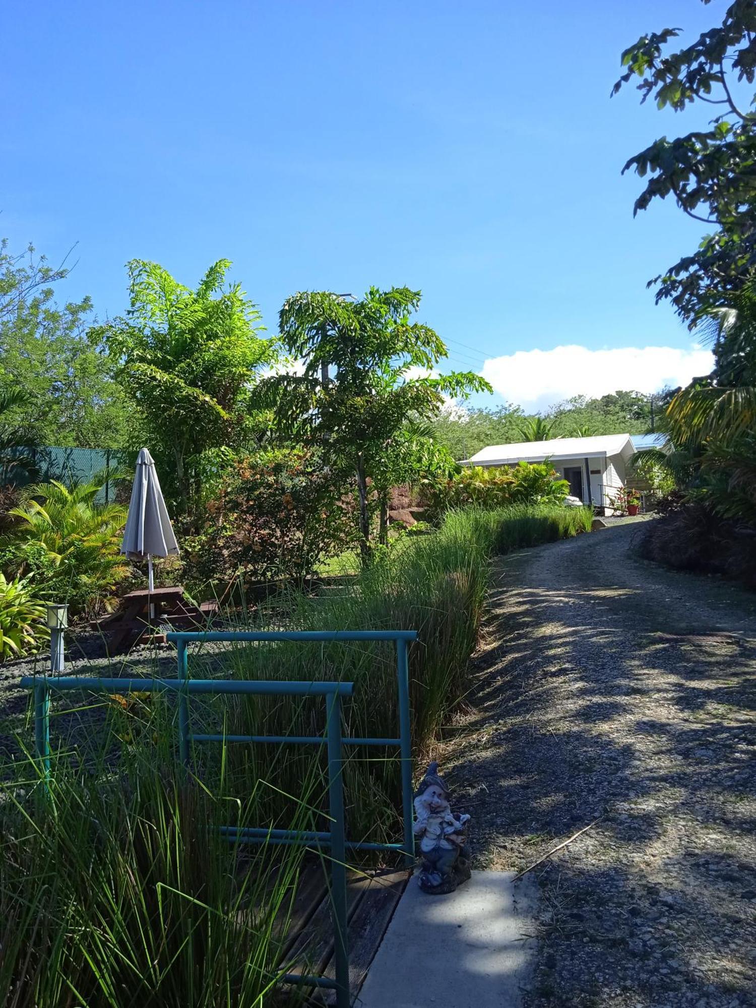 Dadi'S Little Paradis Sainte-Rose Exterior photo